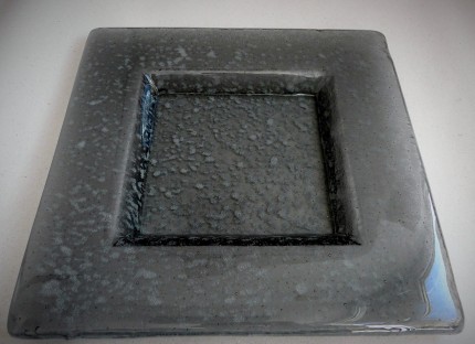 large plate in square shape